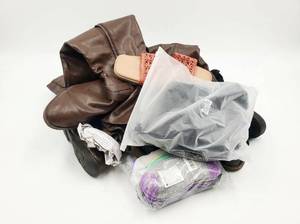 lot 3901 image: Lot of Womens Shoes & Footwear - Assorted Styles