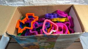 lot 33 image: Cookie Cutter Set
