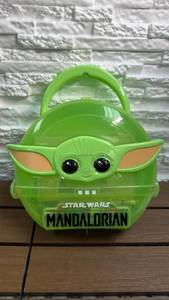 lot 104 image: Star Wars The Mandalorian Grogu Carrying Case with Art Supplies