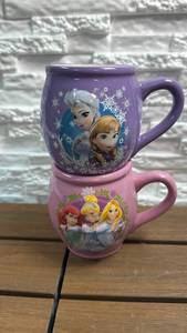 lot 131 image: Disney Princess Ceramic Mugs