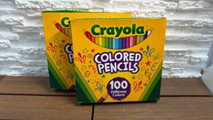 lot 144 image: Crayola Colored Pencils 100 Different Colors Pre-Sharpened - Lot of 2