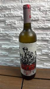 lot 149 image: Unopened The Walking Dead Bottle 750ml