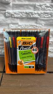 lot 153 image: BIC Pencil Xtra Smooth #2 Lead 0.7mm - 37 Count Mechanical Pencils