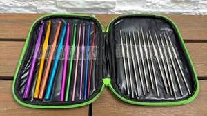 lot 172 image: Crochet Hook Set in Green Zippered Case