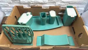 lot 230 image: Vintage Remembrance Table Accessory Set by Brown & Bigelow