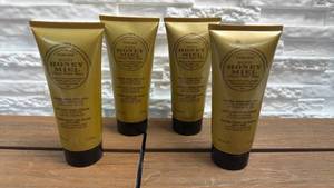 lot 236 image: Perlier Body Honey Miel Anti-Age Hand Cream 4-Pack 3.3 fl oz