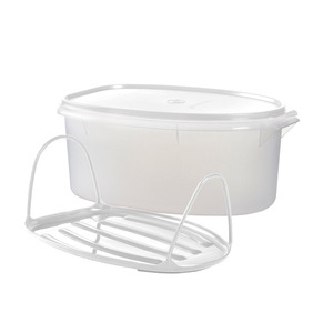 lot 115 image: Tupperware XL Food Storage Container 6L 1.55 gal - Retail $10