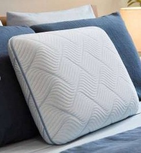 lot 10829 image: Serenity by Tempur-Pedic Frost Cooling Memory Foam Pillow