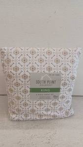 lot 10854 image: South Point Home Fashions King 6-Piece Sheet Set