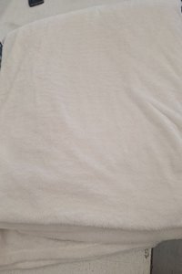 lot 10896 image: King Blanket, White
