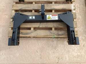 lot 78043 image: (TR-26-01C) Wolverine - Class 1 Tractor Quick Hitch - Unused