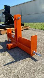 lot 78065 image: Adjustable 3-Point Quick Coupler Attachment (QC9-26-21G) - Retail $0