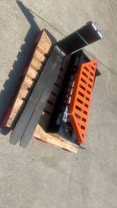 lot 82044 image: SKID STEER PALLET FORK (FK-11-48W)