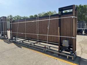lot 84007 image: 16ft Panel Privacy Electric�Sliding�Gate XPF16MS