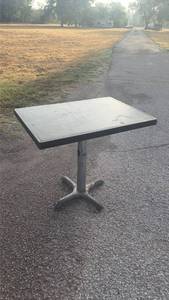 lot 200 image: Restaurant Table for 2