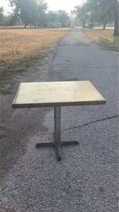 lot 202 image: Restaurant Table for 2