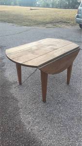 lot 208 image: Wood Drop Leaf Dining Table with Rounded Corners