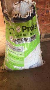lot 322 image: Water Softener Pellets Rust Defense 5-in-1