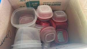 lot 332 image: Box of Rubbermaid Containers and Lids