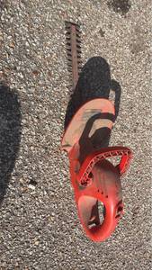 lot 335 image: Black & Decker Hedge Trimmer - Working