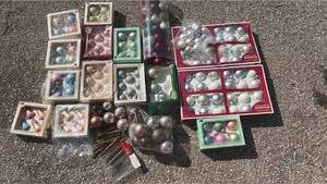 lot 340 image: Christmas Tree Ornaments