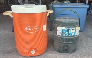 lot 354 image: Beverage Coolers