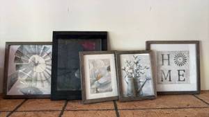 lot 55 image: Country Watercolor Wall Art and Rustic Style Picture Frame for 8 by 10 photo.