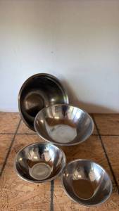 lot 85 image: 4) Pieces Stainless Steel Bowls