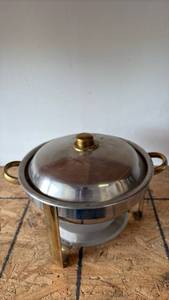 lot 107 image: Round Chafing Dish