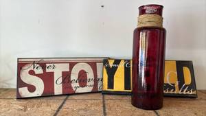 lot 118 image: Red Glass Cylinder Vase with Rope Wrap Detail and Inspiration Wall Decor