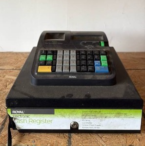 lot 119 image: Working Royal 310DX Electronic Cash Register with Cash Management System