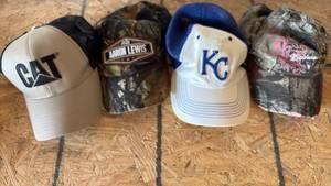 lot 134 image: 4) Nice and Clean Ball Caps Including KC Royals