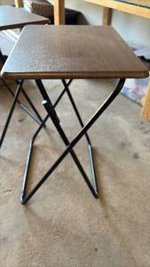 lot 151 image: 2) Folding TV Trays Good Shape
