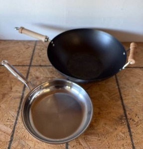 lot 155 image: Cuisinart 10 Inch Frying Pan and 14 Inch Wok