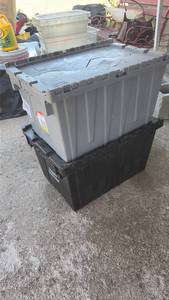 lot 434 image: 2 Totes