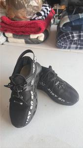 lot 440 image: Like New Appear to Be Size 8.5