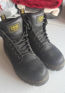 lot 443 image: Dr. Martens Industrial Steel Toe Safety Shoe Slip Resistant Size 8