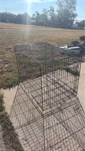 lot 1 image: Metal Wire Collapsible Pet Crate Large