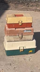 lot 11 image: Tackle Boxes w Some Gear