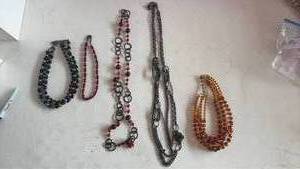 lot 32 image: Fashion Necklaces