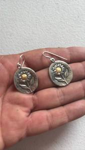 lot 47 image: Pair Sunflower Earrings 925 PZ Israel