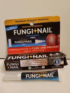 lot 18565 image: Fungi-Nail Pen Applicator Anti-Fungal Solution 0.101 Fl Oz - Retail $9
