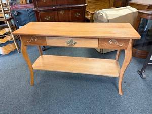 lot 802 image: Single drawer sofa or entry table29 x 48 x 16 in