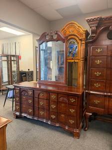 lot 804 image: Universal Furniture cherry wood Chadwick 9 drawer lo-boy dresser32 x 64 x 18 inWith mirror 50 in