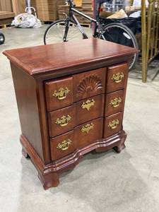 lot 806 image: Universal Furniture cherry wood Chadwick 3 drawer nightstand30 x 27 x 17 in