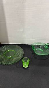 lot 1025 image: Green uranium glass bowl birds has handles, shot glass and plate