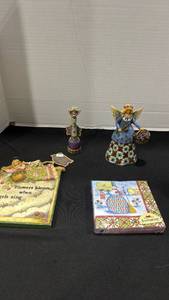 lot 1040 image: Jim Shore Angel, bell, wall decor and paper napkins