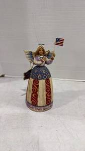 lot 1043 image: Jim shore Angel I pledge allegiance to the flag has been repaired