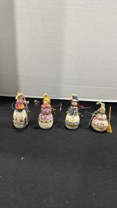 lot 1044 image: Jim Shore snowman ornaments tallest is 4.5 inches tall