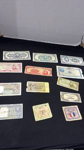 lot 1051 image: Mixed World Currency Lot
